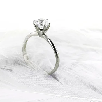 Massivt 14k Guld eller sølv 1ct DF Moissanite Engagement Runde Strålende Cut 6.5 mm Lab Vokse Diamant Ring Lovende Ring For Kvinder