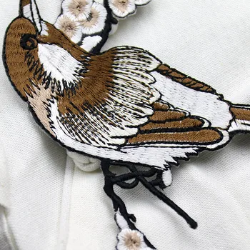 Maxsin Sjove Fugle med Blomst Høj Kvalitet Sparrow Patch Sy På Tøj Design DIY Tilbehør Stryg-på-patch
